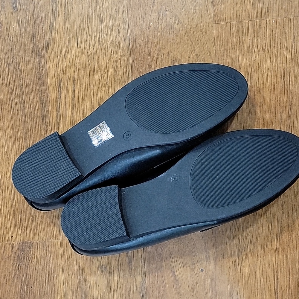 Dream Pairs black vegan leather flat gold trim padded insole rubber sole 8 NEW… - Picture 5 of 7